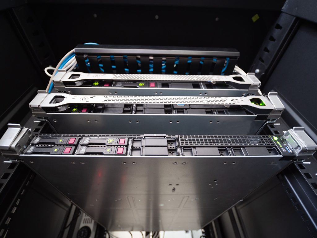 Data centre chassis server rack