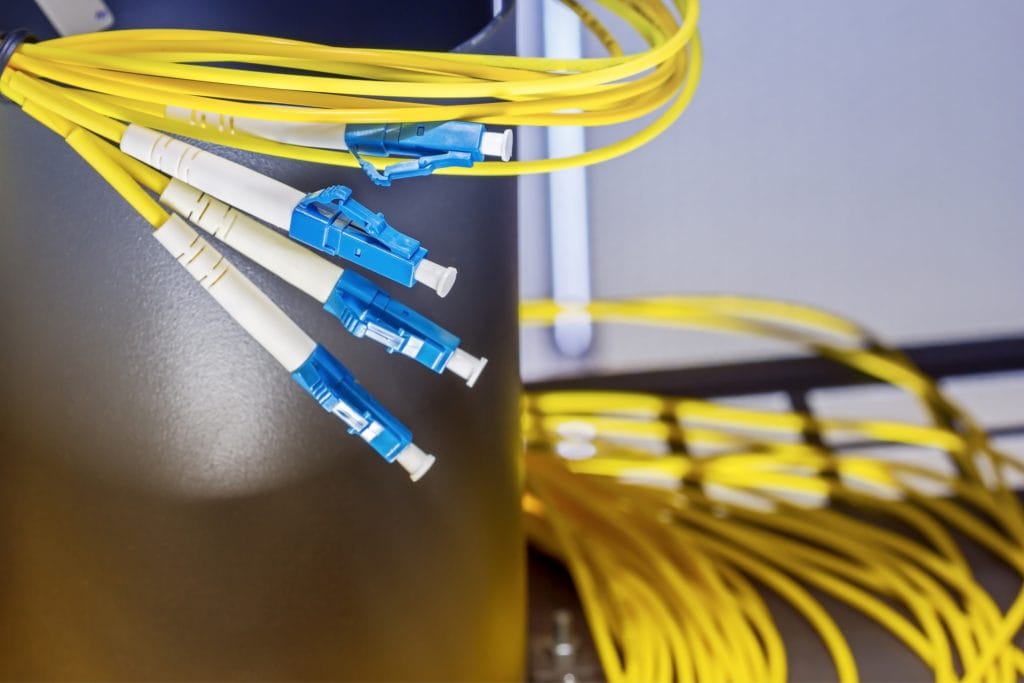 Fibre optic breakout cable