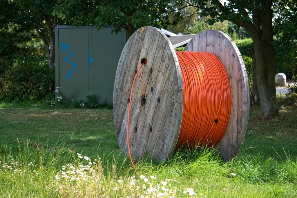 Abandoned fibre optic cables